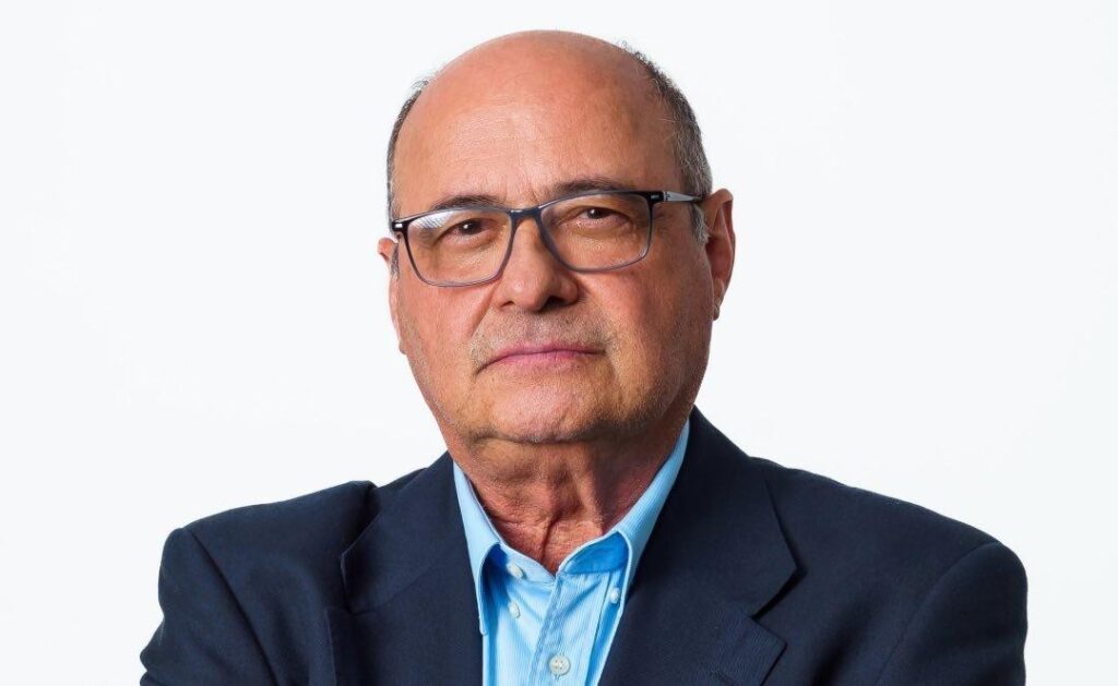 Profissionais de saúde de Erechim e de outros 33 municípios da região terão a oportunidade de atualizar conhecimentos sobre a toxoplasmose, doença ainda muito frequente e potencialmente evitável. A palestra do oftalmologista Dr. Cláudio Silveira será realizada na sexta-feira (10), a partir das 13h30, no auditório do Prédio 8 da Universidade Regional Integrada (URI), campus de Erechim, com participação gratuita.