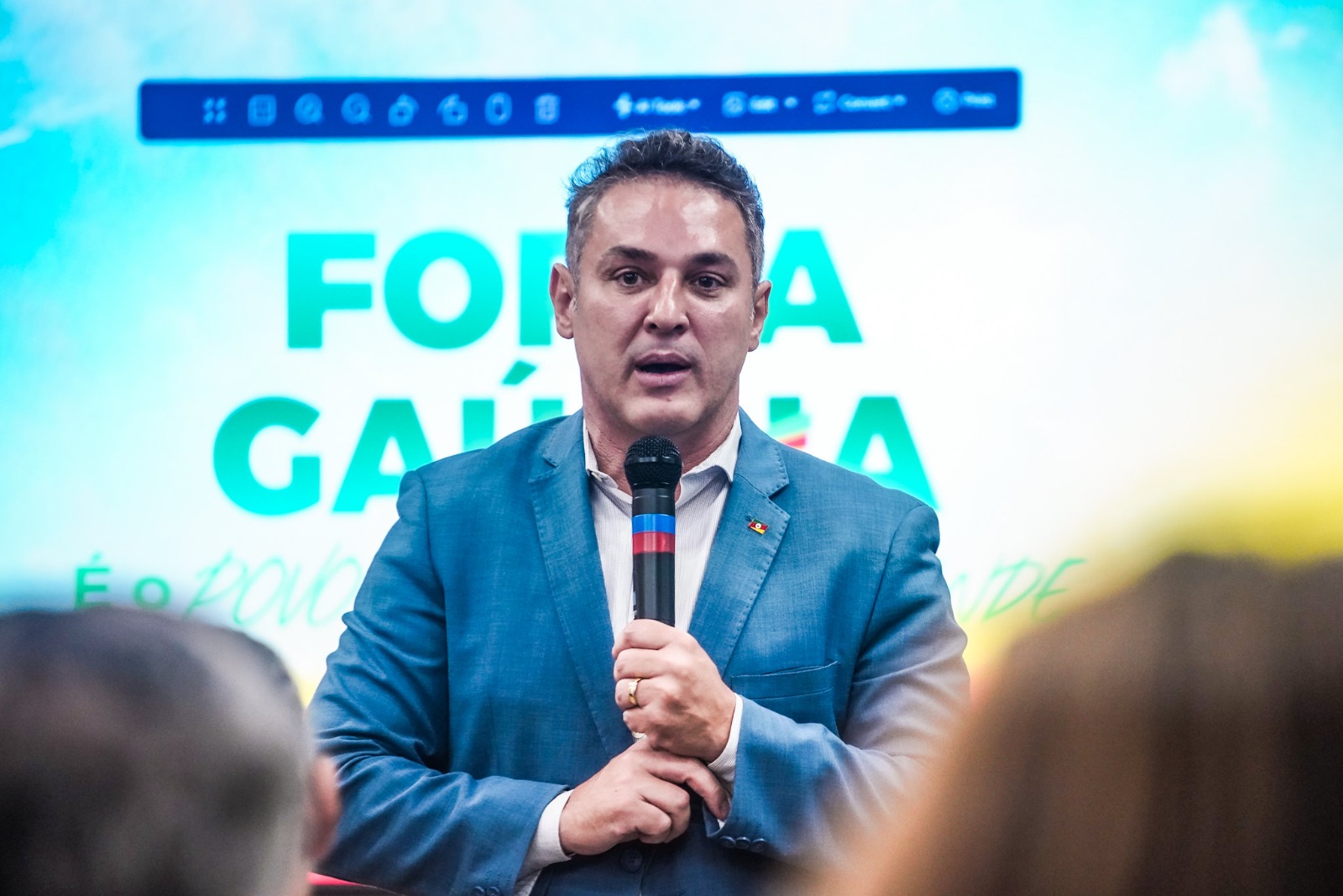 Com foco na articulação política e no fortalecimento da base aliada no interior, o deputado federal e pré-candidato ao governo do Estado, Luciano Zucco (PL), estará em Erechim neste sábado (18) para um almoço com lideranças partidárias da região.