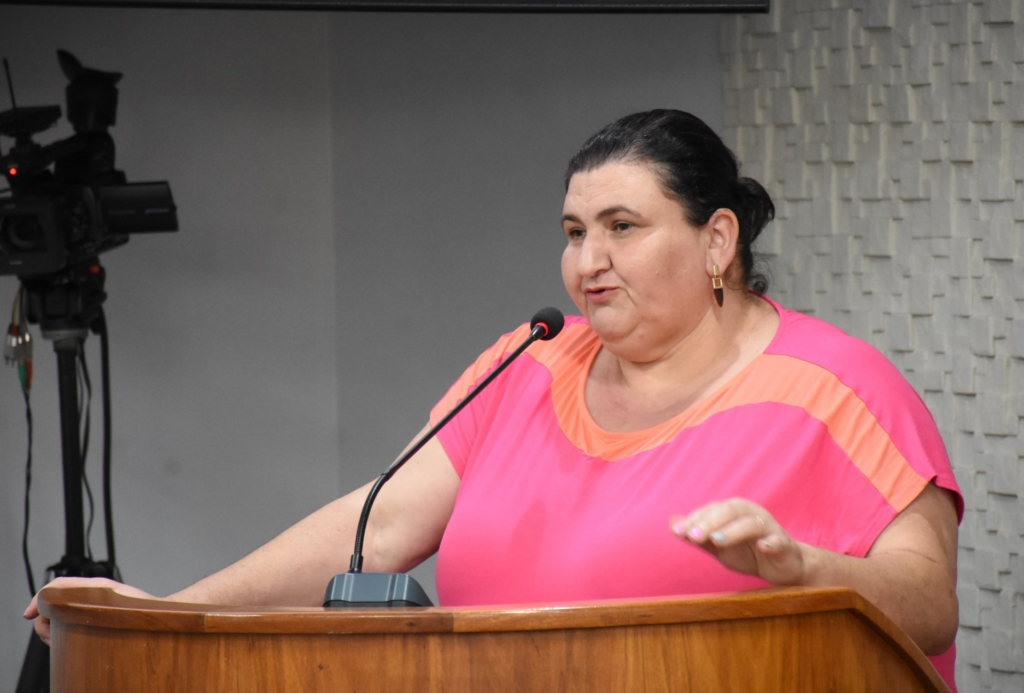 A direção estadual do PCdoB confirmou que gostaria de ter a vereadora Sandra Picoli como candidata a deputada estadual. Na tarde desta segunda-feira, 6, o nome de Sandra foi incluído como pré-candidata na proposta eleitoral do partido, apresentada na reunião do Comitê Estadual. Erechim RS